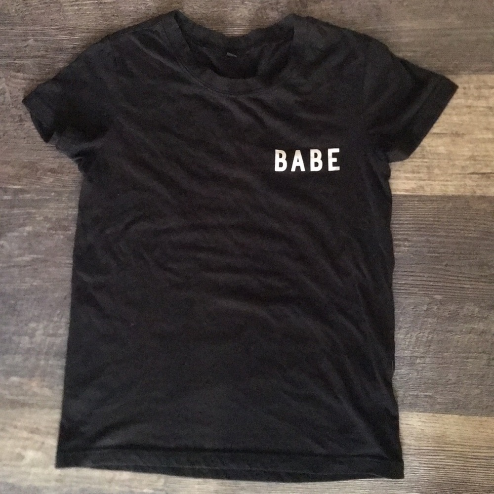 BABE T-shirt